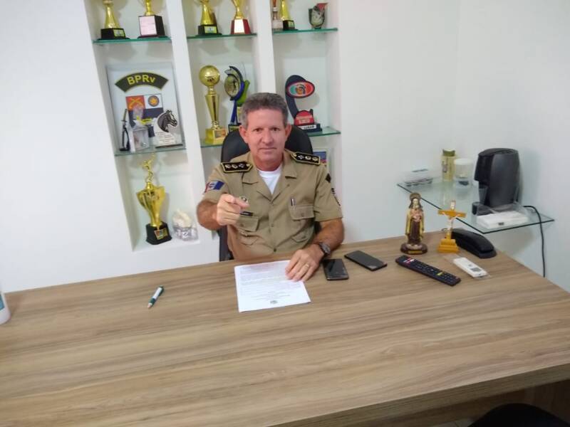 PRESIDENTE-DA-ASSOMAL-DEFENDE-MILITARES-SEM-FARDA-0033420300-md FONTE: GAZETA DE ALAGOAS